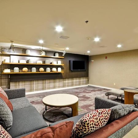 Courtyard By Marriott Jacksonville Airport/ Northeast Eksteriør billede