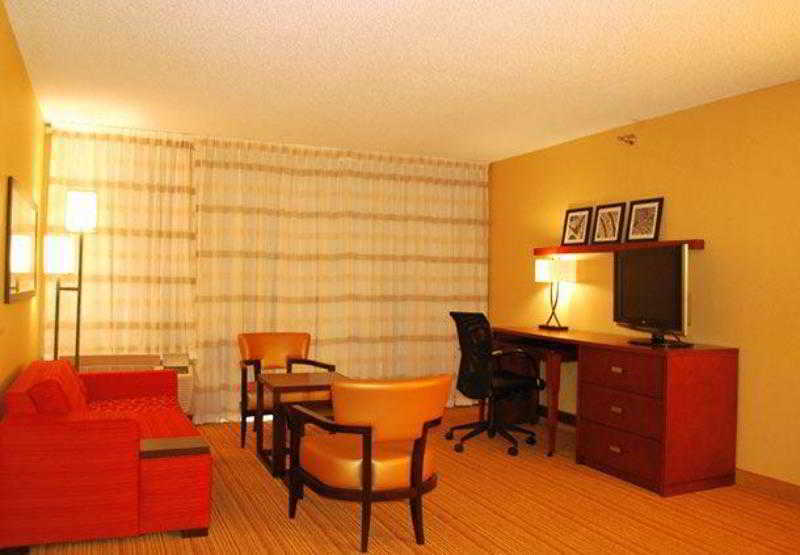 Courtyard By Marriott Jacksonville Airport/ Northeast Eksteriør billede