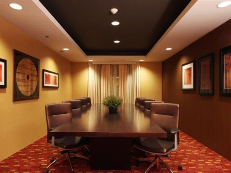 Courtyard By Marriott Jacksonville Airport/ Northeast Eksteriør billede