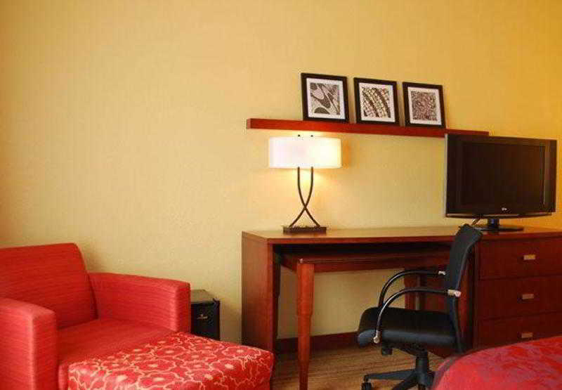 Courtyard By Marriott Jacksonville Airport/ Northeast Eksteriør billede